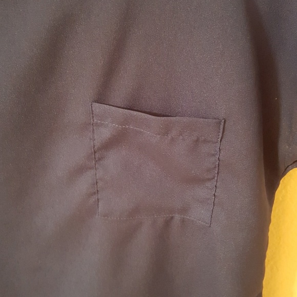 Shirt - Picture 2 of 6